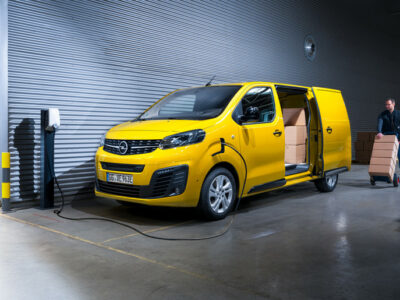 《Opel Vivaro-e》WLTP续航330公里，纯电商用车预约2020年底前交车