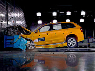 《沃尔沃XC40》等6款2021年式车型获美国NHTSA撞击测试五星满分